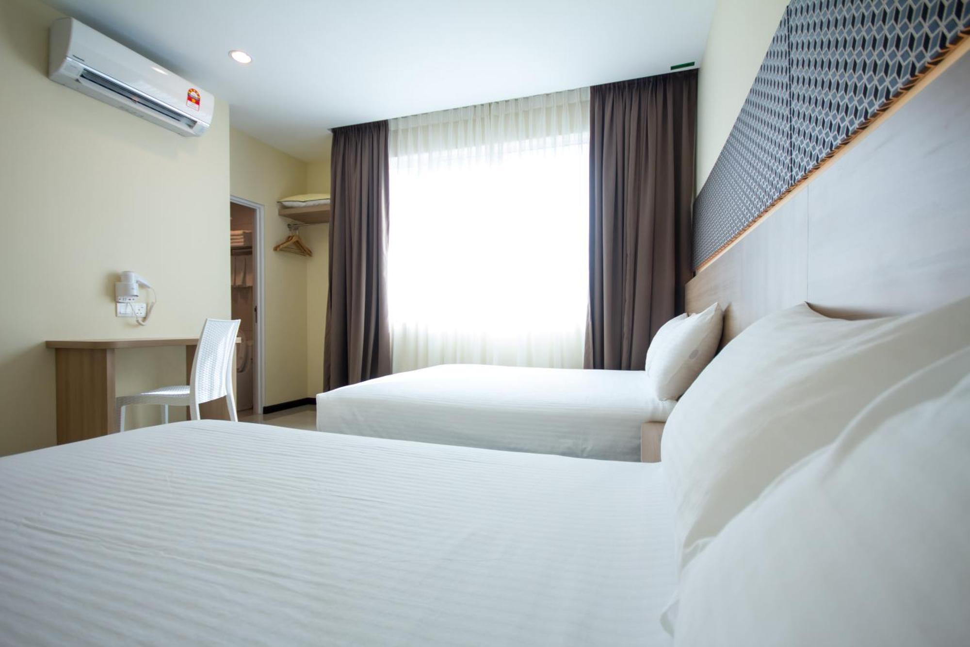 ג'ורג' טאון 118 Hotel Macalister מראה חיצוני תמונה
