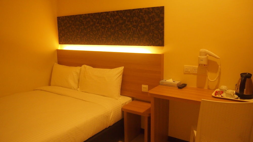 ג'ורג' טאון 118 Hotel Macalister מראה חיצוני תמונה